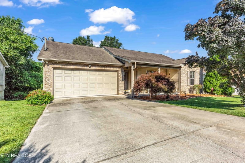143 Nicole Chase Ln, Knoxville, TN 37924