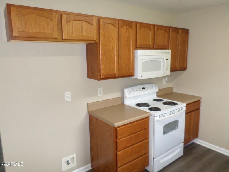 143 Raccoon Valley Rd, Maynardville, TN 37807
