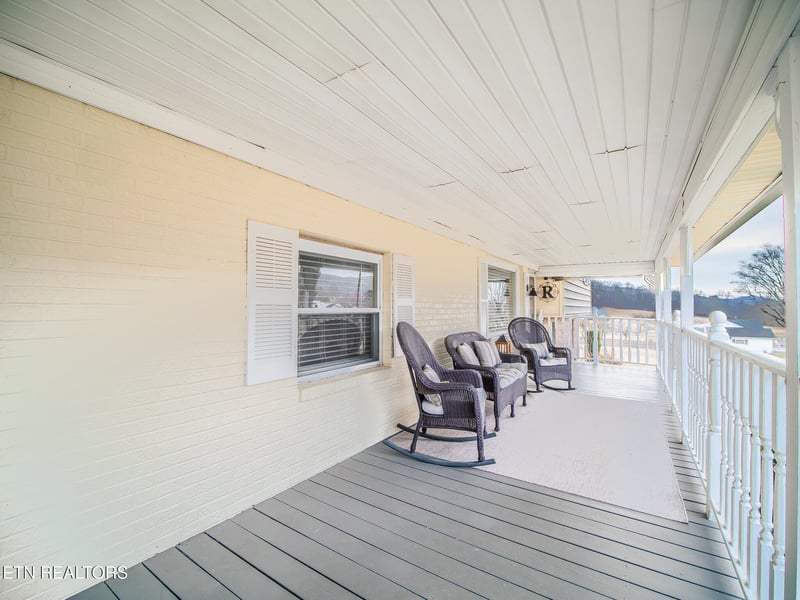 143 Shady Rd, Oliver Springs, TN 37840