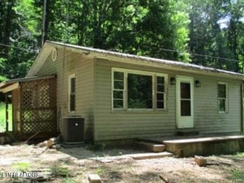 143 Tobby Hollow Ln, Knoxville, TN 37931
