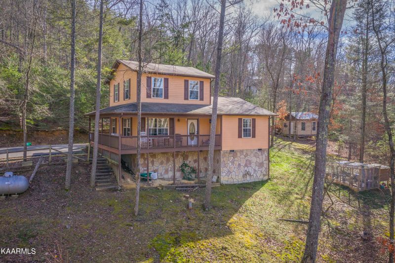 1430 Alpine Dr, Sevierville, TN 37876