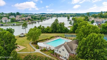 1430 Herefordshire Ln, Knoxville, TN 37922