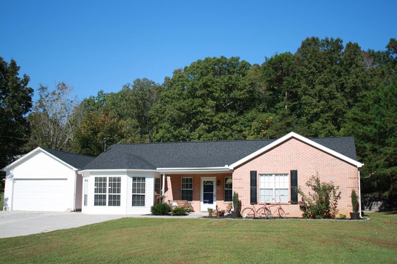 1430 James Ferry Rd, Kingston, TN 37763