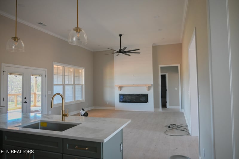 1430 Maple Ln, Greenback, TN 37742