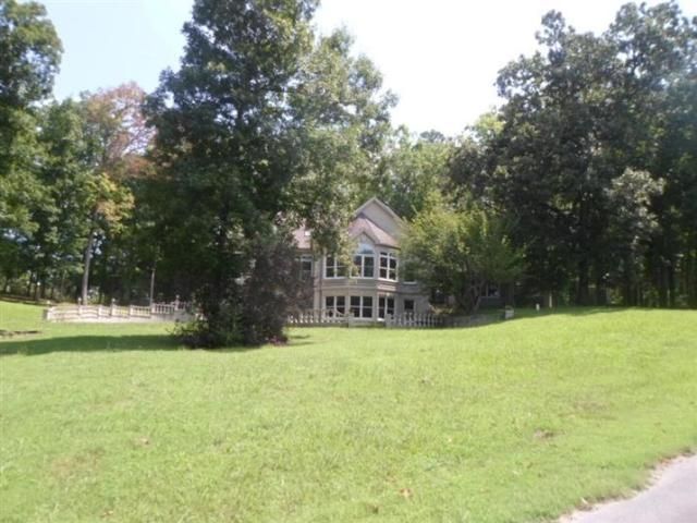 1430 White Oak Dr, Sevierville, TN 37862