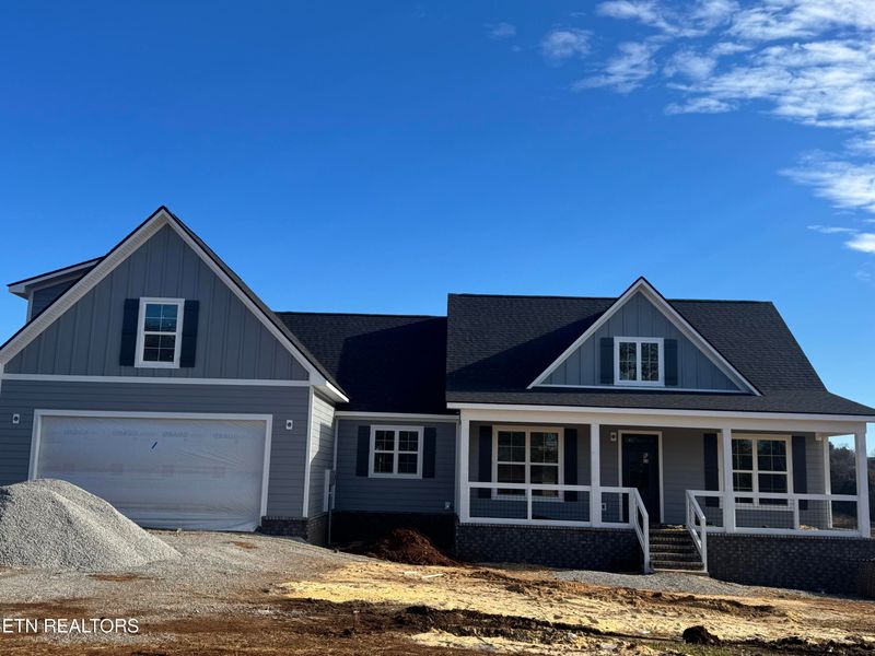 1432 Maple Ln, Greenback, TN 37742