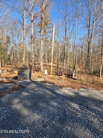 1434 Catoosa Rd, Wartburg, TN 37887