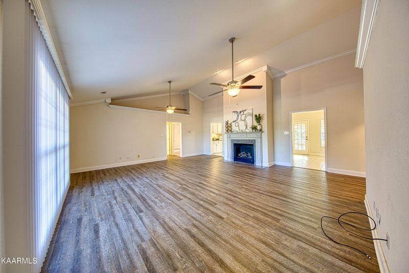 1435 Andera Dr, Maryville, TN 37801