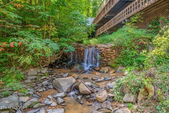 1435 Wiley Oakley Dr #176, Gatlinburg, TN 37738