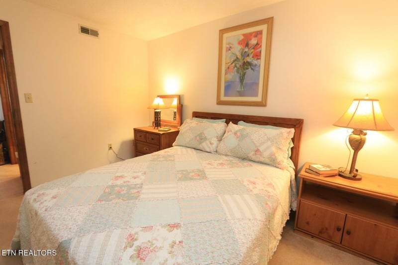 1435 Wiley Oakley Dr #APT 158, Gatlinburg, TN 37738