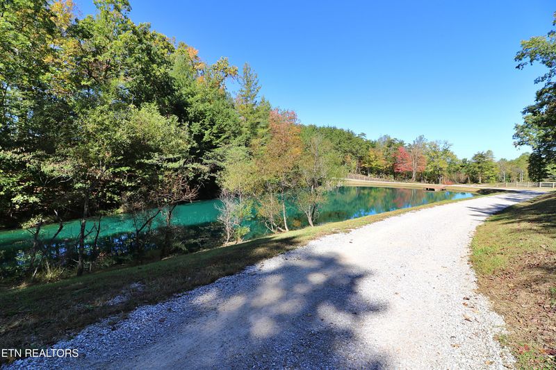 1436 Alderville Rd, Winfield, TN 37892
