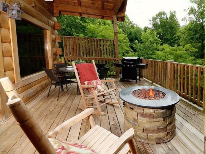 1436 Cupid Way, Sevierville, TN 37876