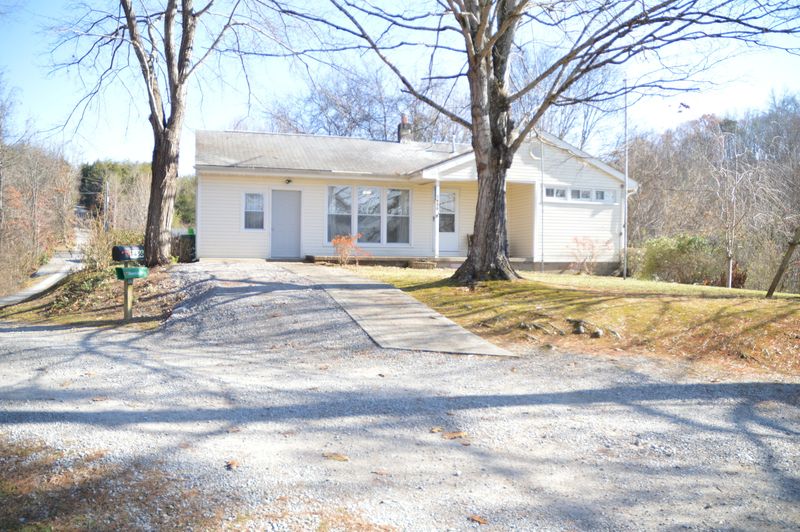 1436 George Harrison Way, Seymour, TN 37865