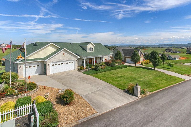 1436 Korey Blvd, Sevierville, TN 37876