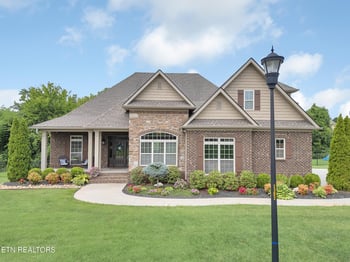 1439 Edenbridge Dr, Alcoa, TN 37701