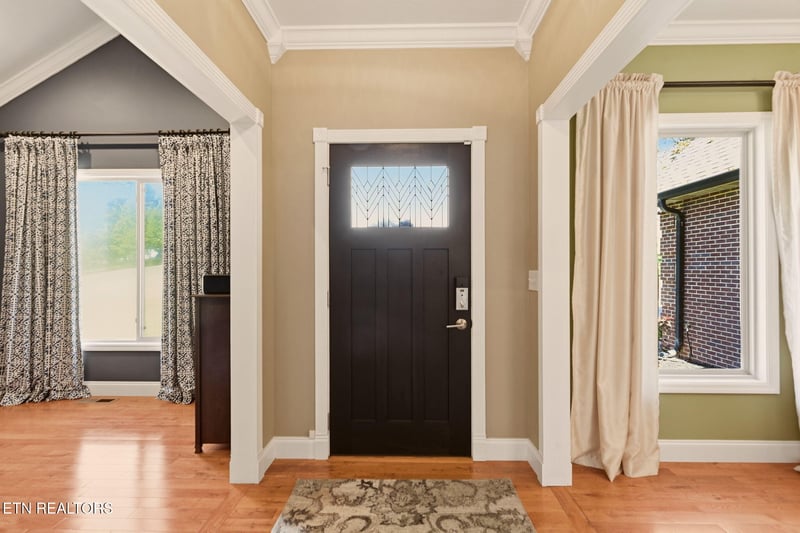 144 Apple Tree Dr, Clinton, TN 37716