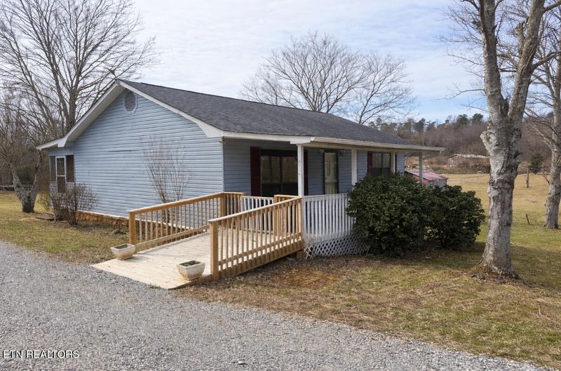 144 Atkins Rd, Madisonville, TN 37354