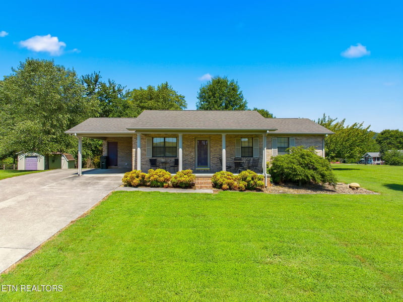 144 Cherokee Cir, Madisonville, TN 37354