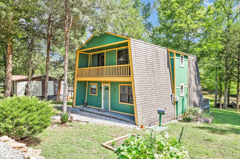 144 Disco Loop Rd, Friendsville, TN 37737