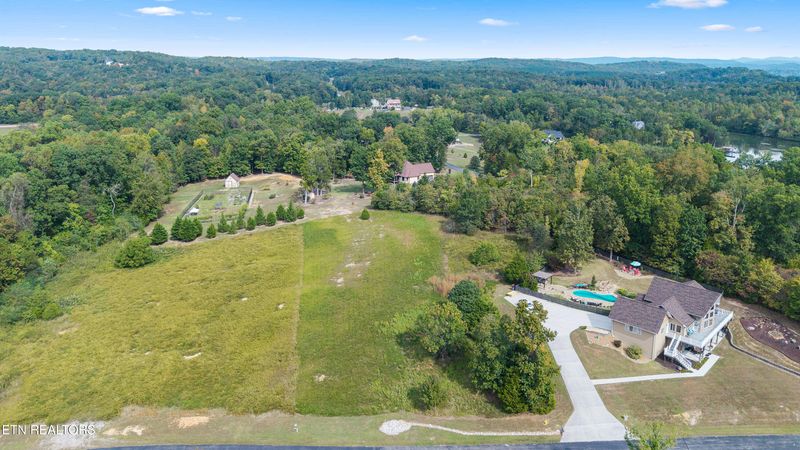144 E Shore Dr, Rockwood, TN 37854