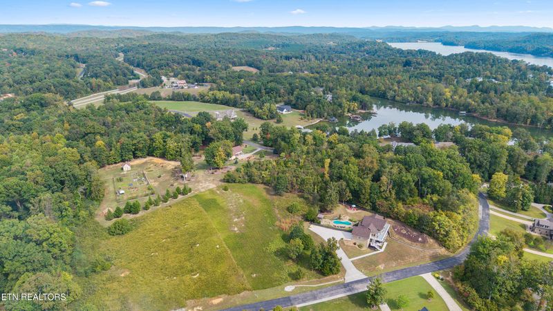 144 E Shore Dr, Rockwood, TN 37854