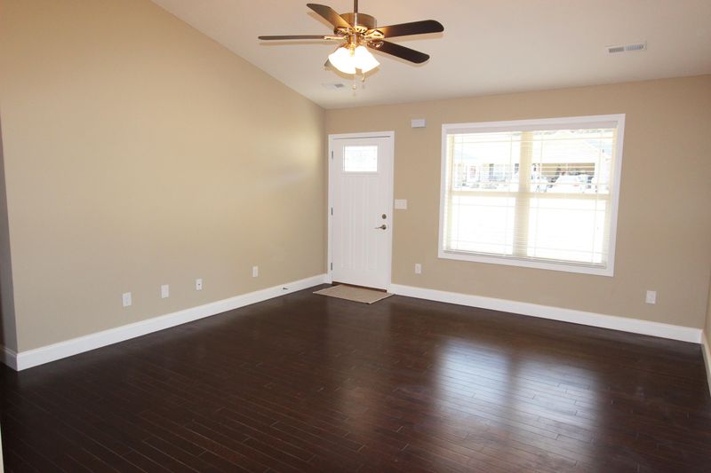 144 Elizabethton Way, Clinton, TN 37716