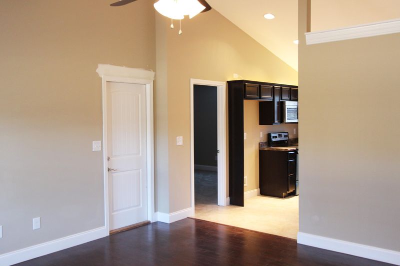 144 Elizabethton Way, Clinton, TN 37716