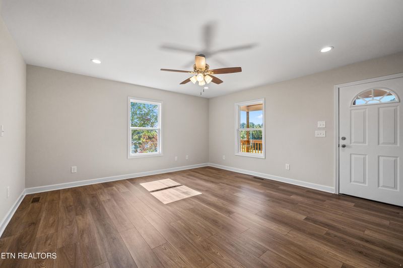 144 Graham Rd, Blaine, TN 37709