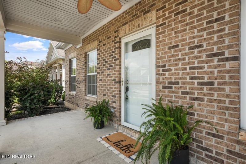 144 Hardinberry St, Oak Ridge, TN 37830