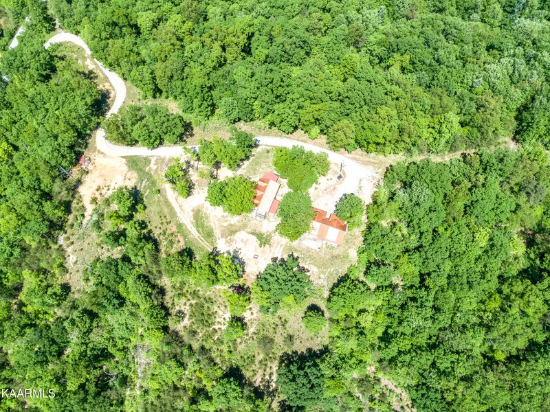 144 Hollis Ln, Pioneer, TN 37847
