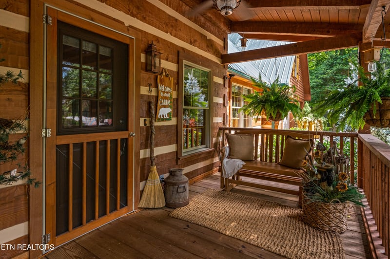 144 Lakeside, Townsend, TN 37882