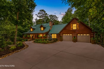 144 Lakeside, Townsend, TN 37882