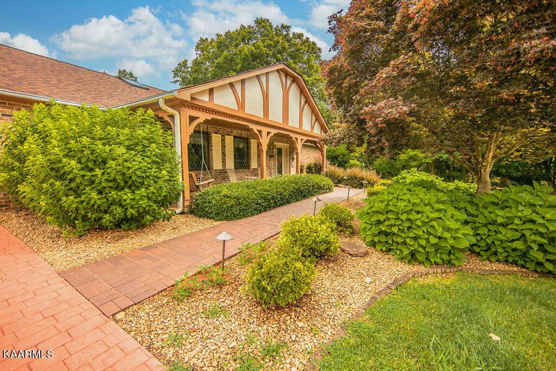 144 Maple Ln, Kingston, TN 37763