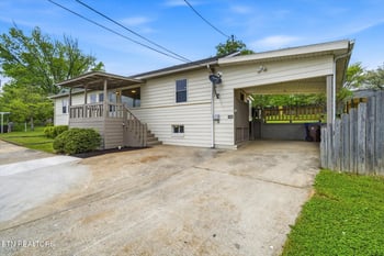 144 N Illinois Ave, Oak Ridge, TN 37830