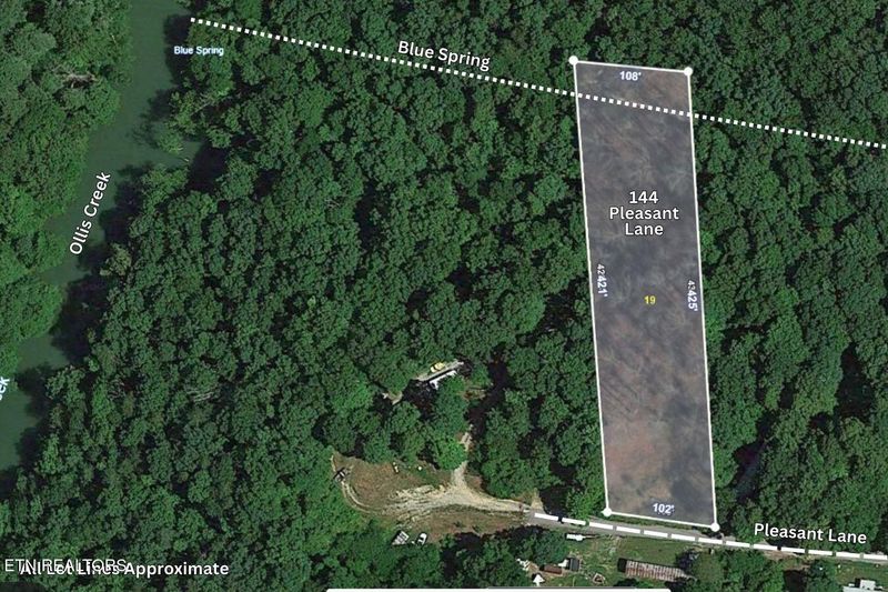 144 Pleasant Ln, Lafollette, TN 37766
