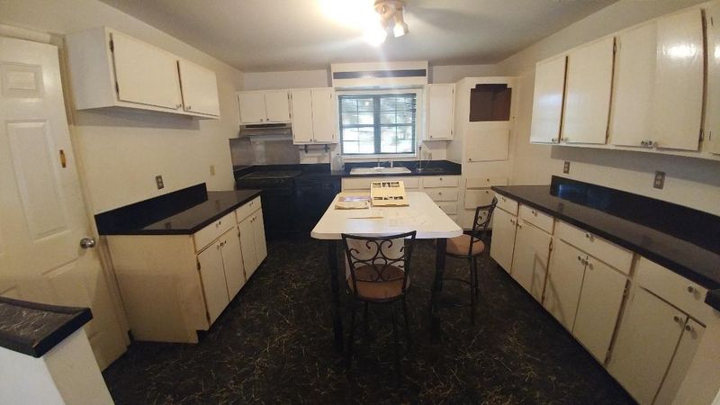 144 Poplar Creek Rd, Harriman, TN 37748