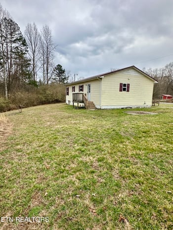 1442 Rome Rd, Lancing, TN 37770