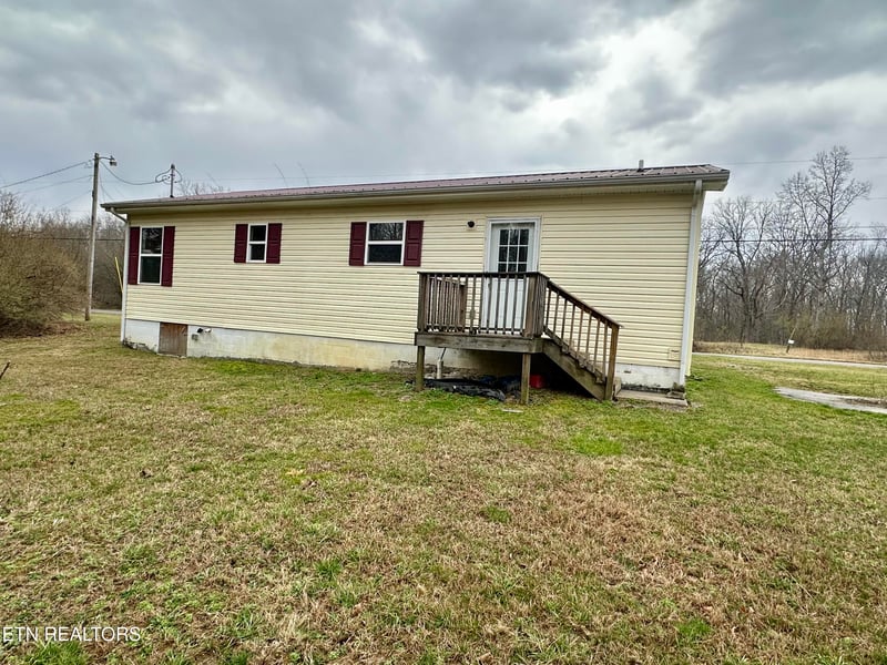1442 Rome Rd, Lancing, TN 37770