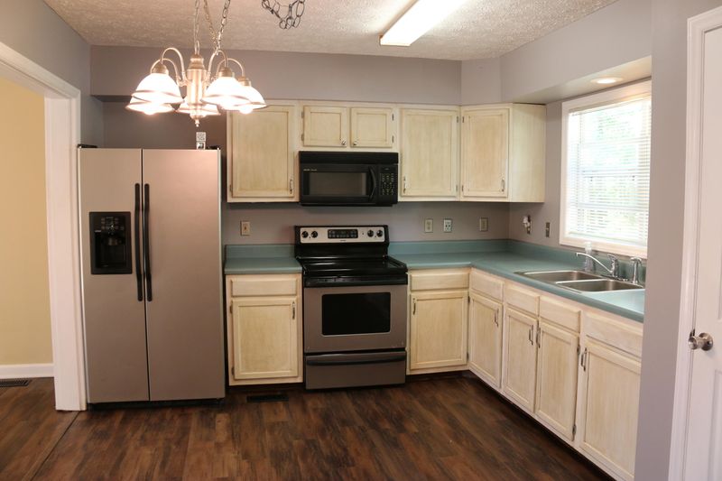 1444 Estates Dr, Seymour, TN 37865