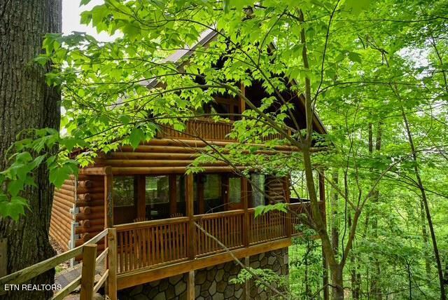 1444 Indian Ct, Sevierville, TN 37876