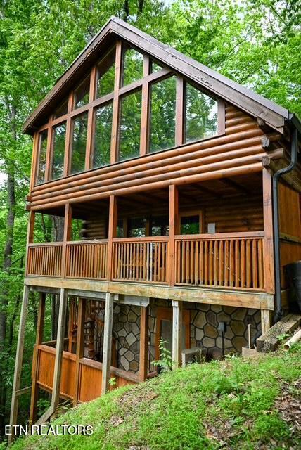 1444 Indian Ct, Sevierville, TN 37876