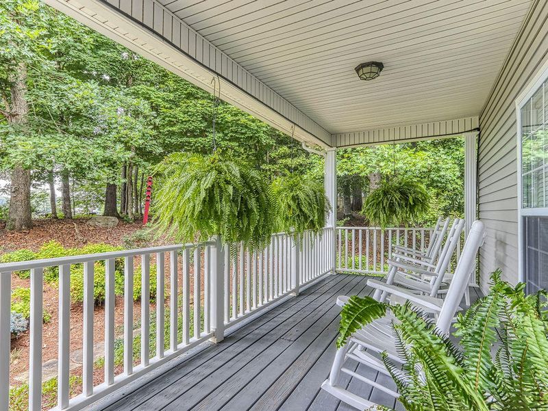 1444 Indian Warpath Rd, Sevierville, TN 37876