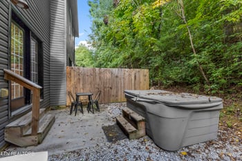 1448 William Holt Blvd, Sevierville, TN 37862