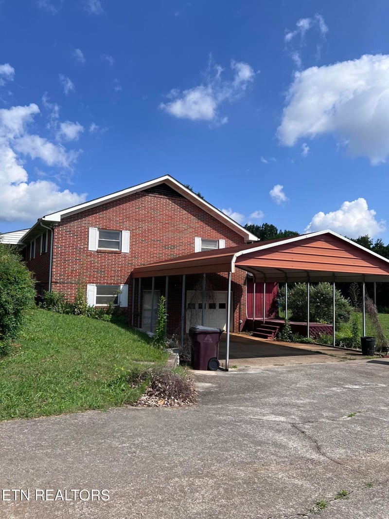 14481448B Louisville Rd, Alcoa, TN 37701