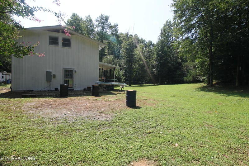 145 Apple Tree Dr, Oliver Springs, TN 37840
