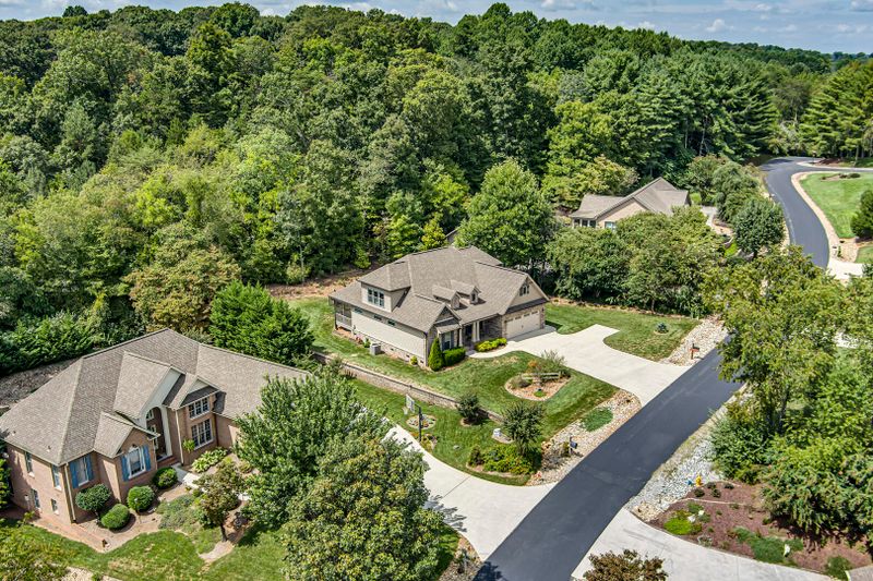 145 Coyatee Cir, Loudon, TN 37774