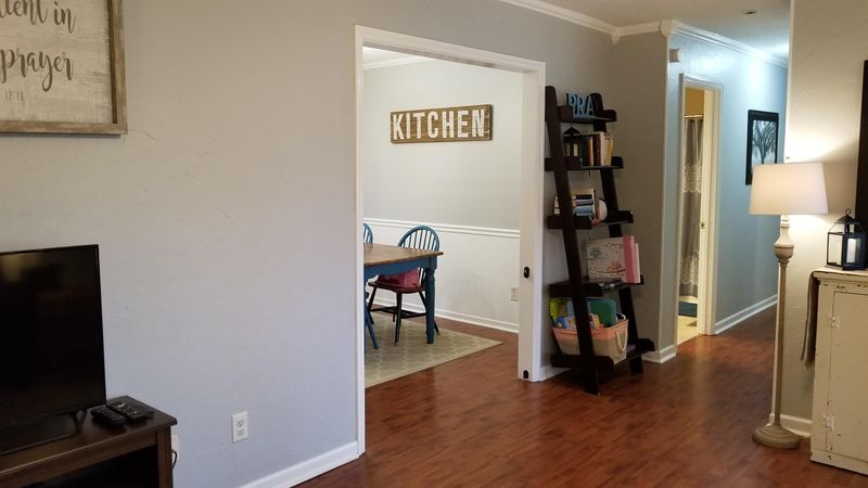 145 Crowley Cir, Jacksboro, TN 37757