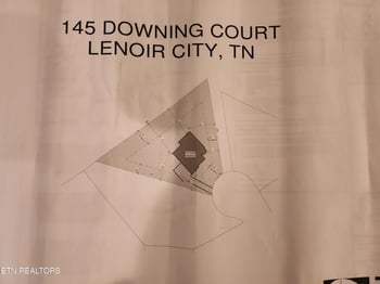 145 Downing Ct, Lenoir City, TN 37771