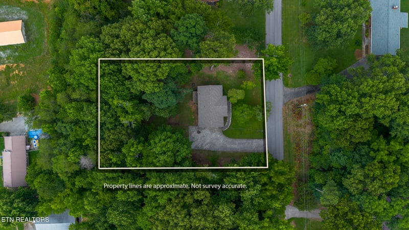 145 Green Hill Dr, Vonore, TN 37885
