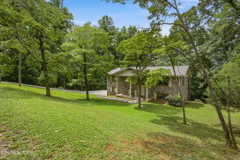 145 Green Hill Dr, Vonore, TN 37885